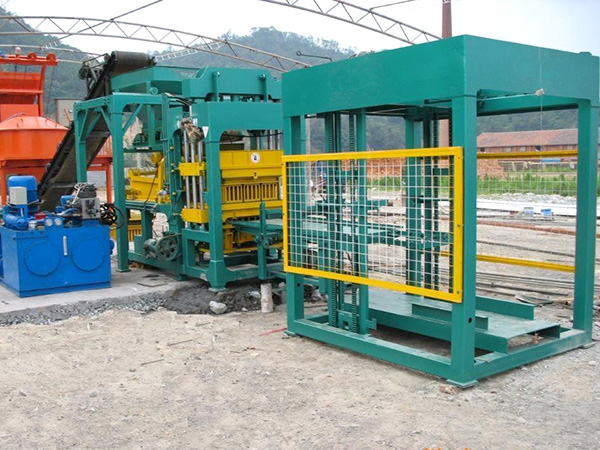 Stationary Cement Concrete Brick Making Machines