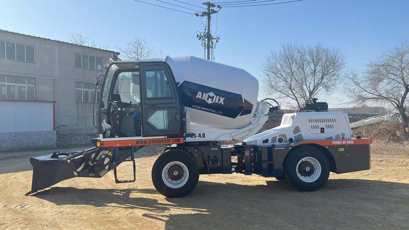 Self-Loading Concrete Mixer for Factory Construction