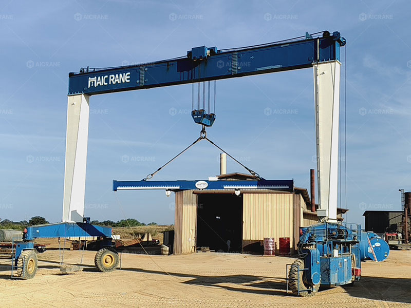 Mobile RTG crane in industrial yard